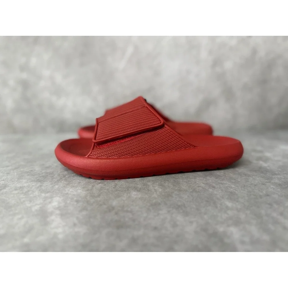 DSG Slides Youth‎ 3 Red